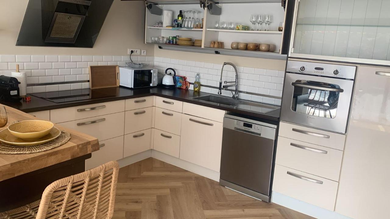 Appartamento New Cosy Flat Saint Tropez Esterno foto