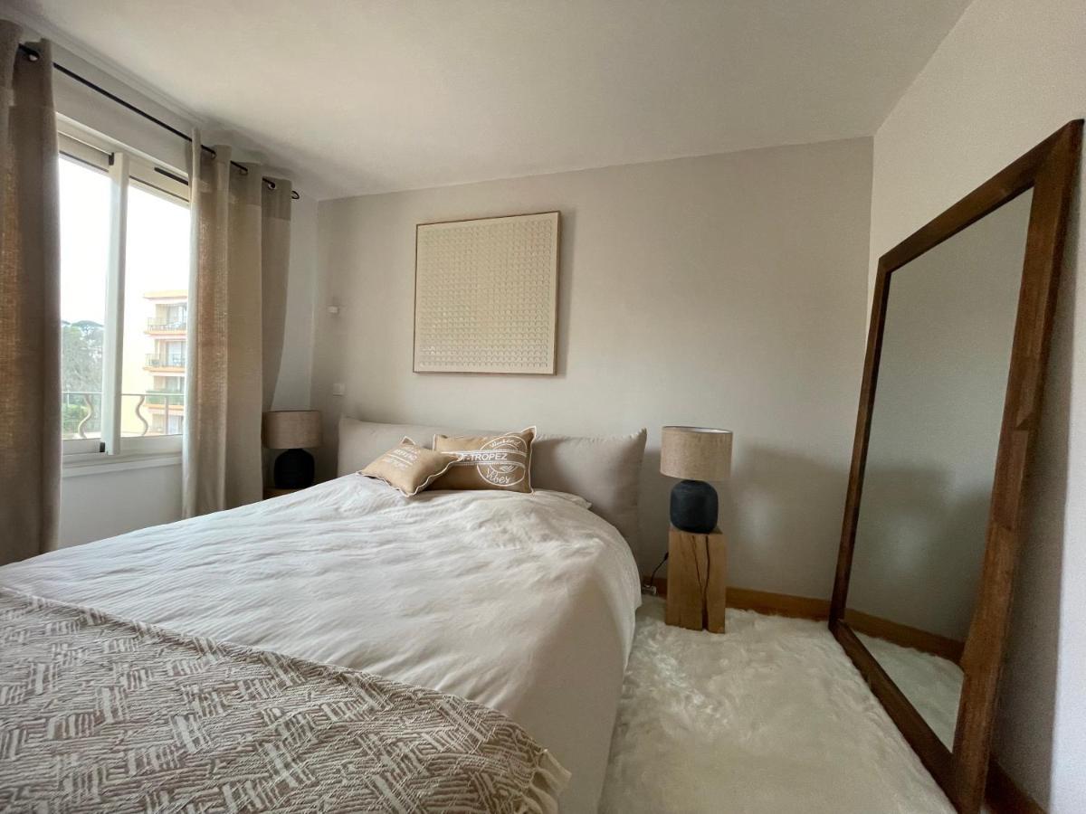 Appartamento New Cosy Flat Saint Tropez Esterno foto