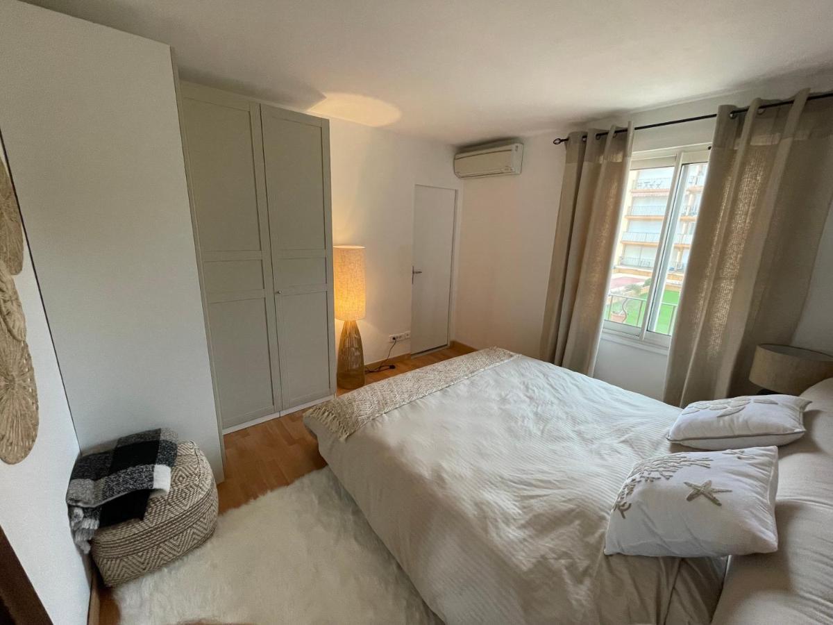Appartamento New Cosy Flat Saint Tropez Esterno foto